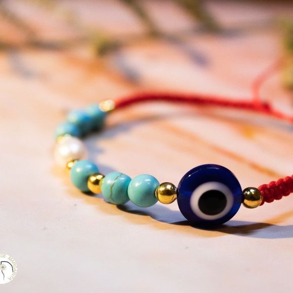 *2/$15* Handmade Turkish eye bracelet red - Picture 1 of 4